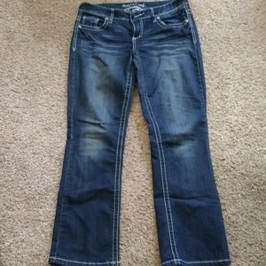 Maurices jeans